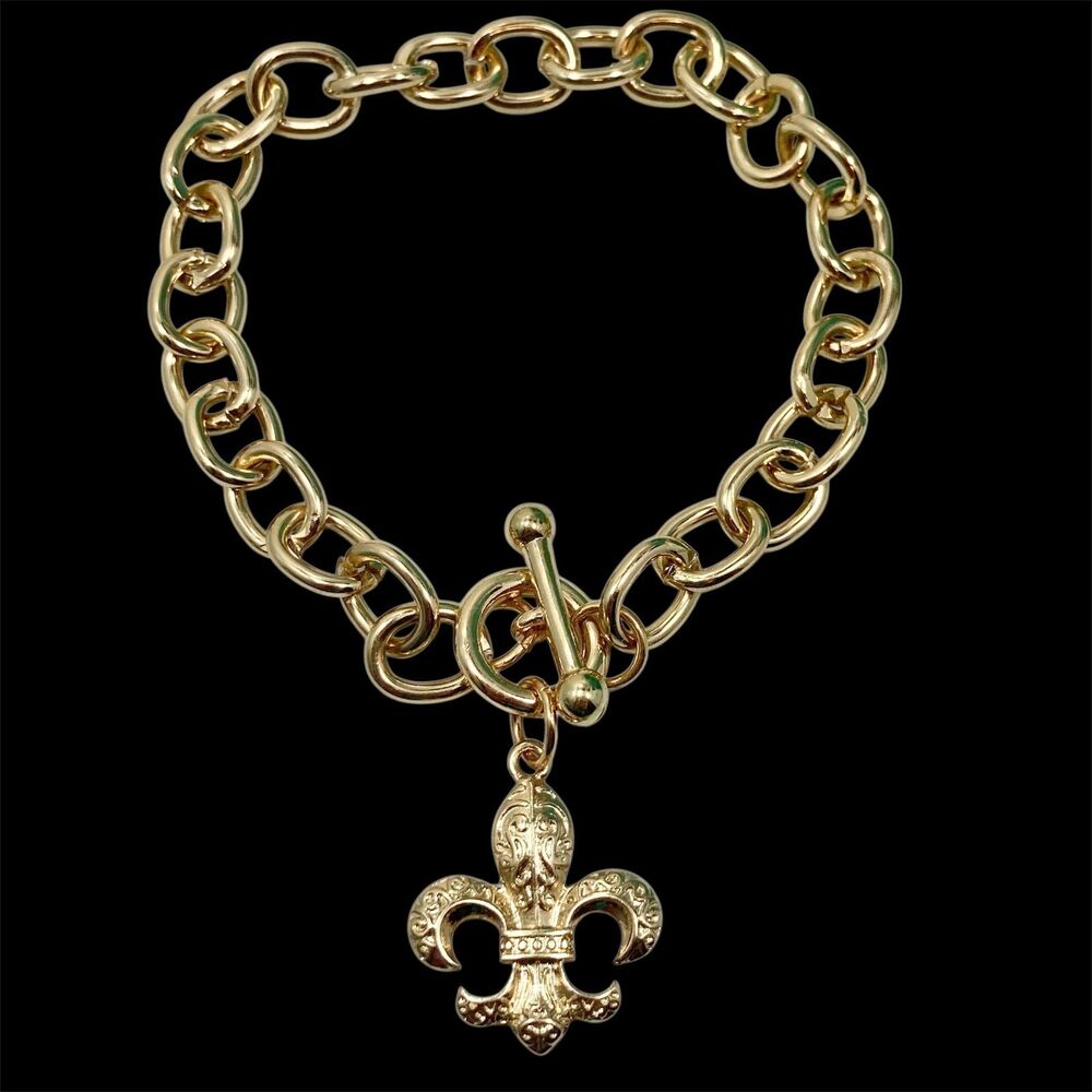 Fleur de Lis French Flower Charm Bracelet Gold Tone 8" Nola Saints Mardi Gras